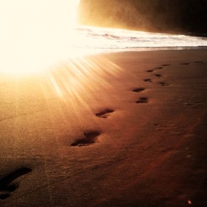 https://victorrockhillministries.com/vrm_messages/wp-content/uploads/2015/06/footprints-in-the-sand-e1434577256419.jpg